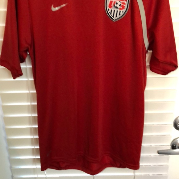 Excellent condition US Soccer shirt size S - Picture 4 of 6